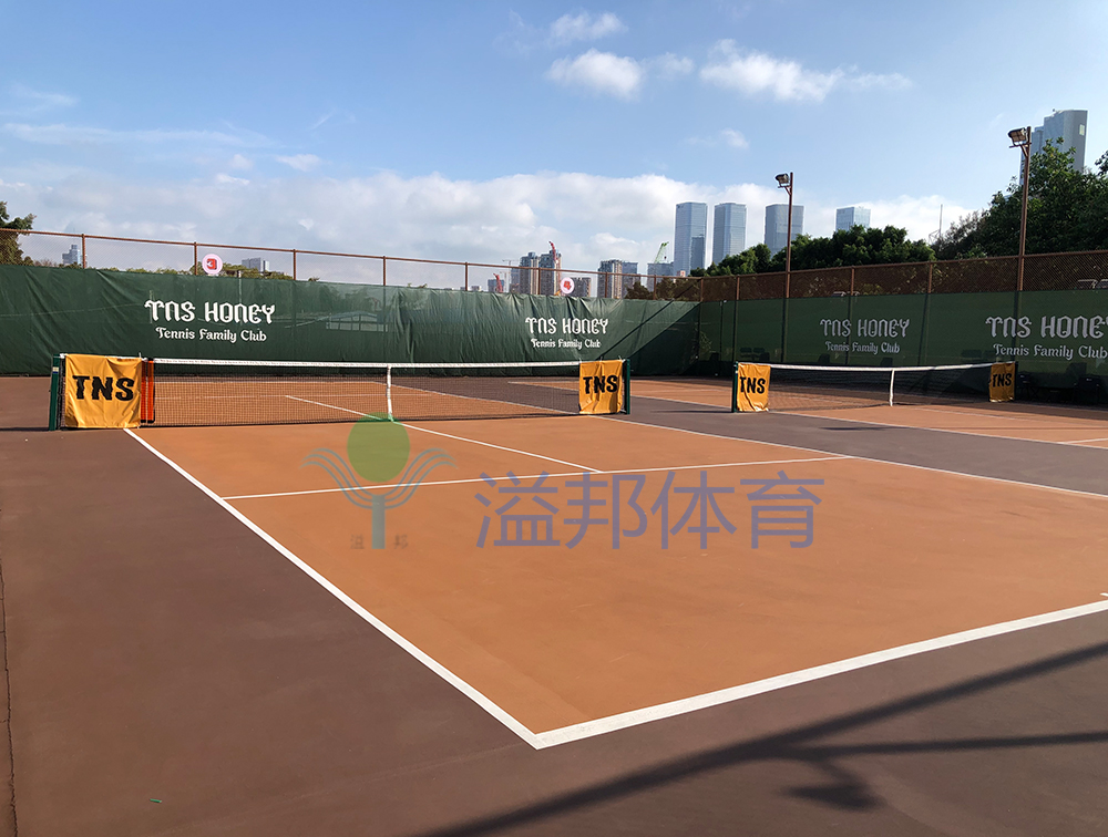 網(wǎng)球場價格以及建設(shè)要求，溢邦體育承建深圳網(wǎng)紅運動網(wǎng)球場